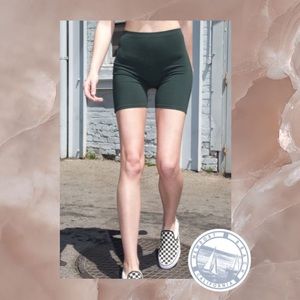 brandy melville griffin shorts